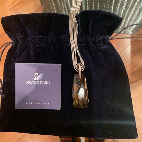 Swarovski crystal NWT three link chain necklace - Picture 3 of 8